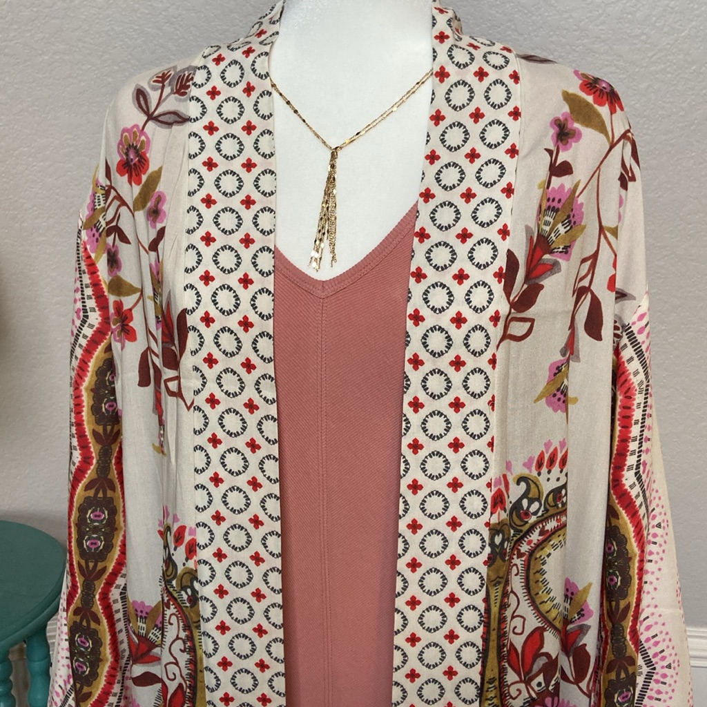Sale! Beautiful Kimono In Excellent Condition, Size S, Boston Proper Brand.